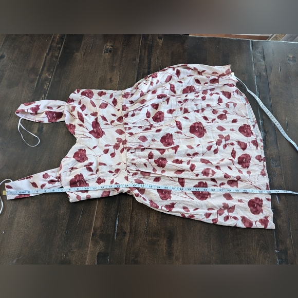 Dynamite dress - Picture 4 of 8